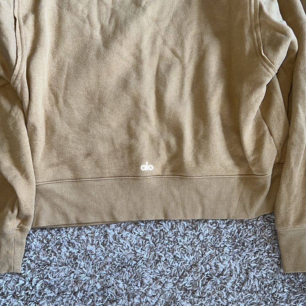 ALO Yoga Freestyle Fleece Sweatshirt - Picture 3 of 3